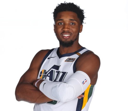 亲在家中挂 亲在家中挂