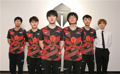 伊万科维奇 伊万科维奇